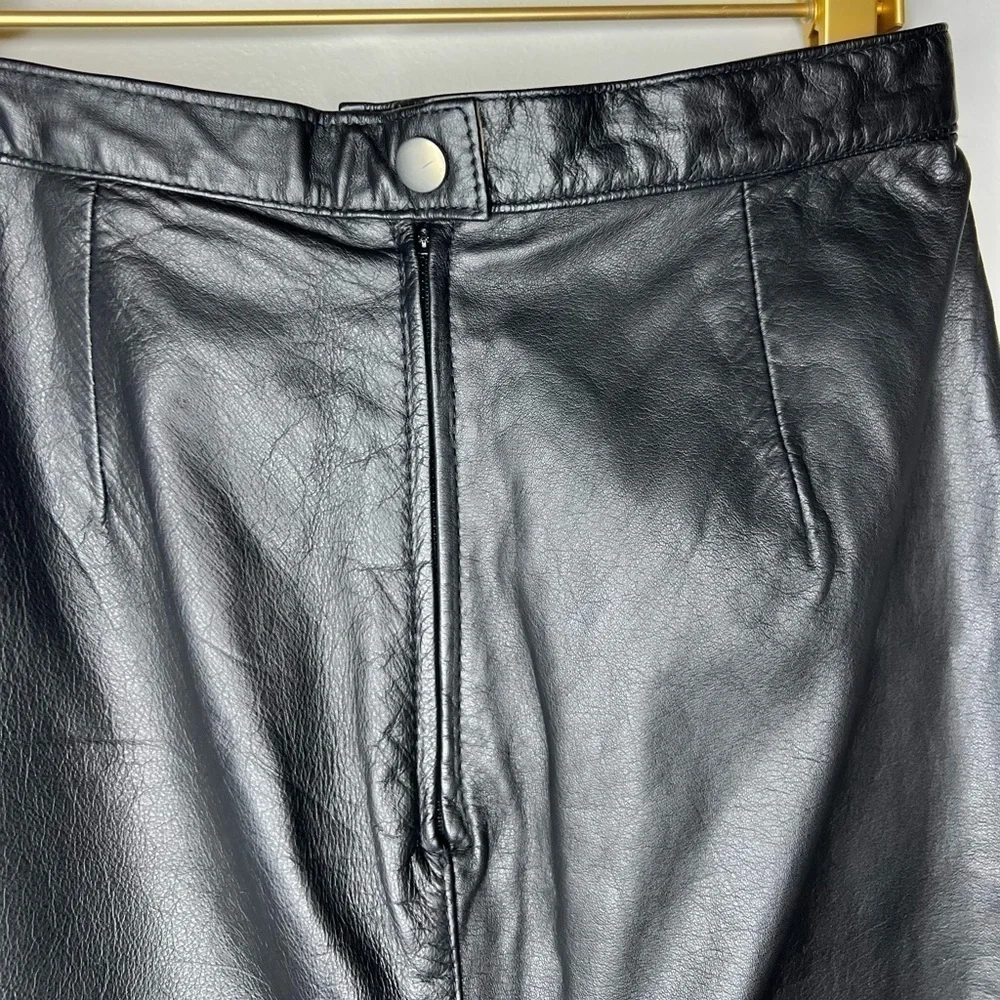 1960s Vintage Sliverleaf 100% Leather Midi Pencil Skirt Vtg size 14- 27 in waist